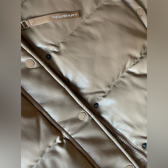 Aritzia Super World Super Puff XL in Constant Camel - Picture 3 of 4